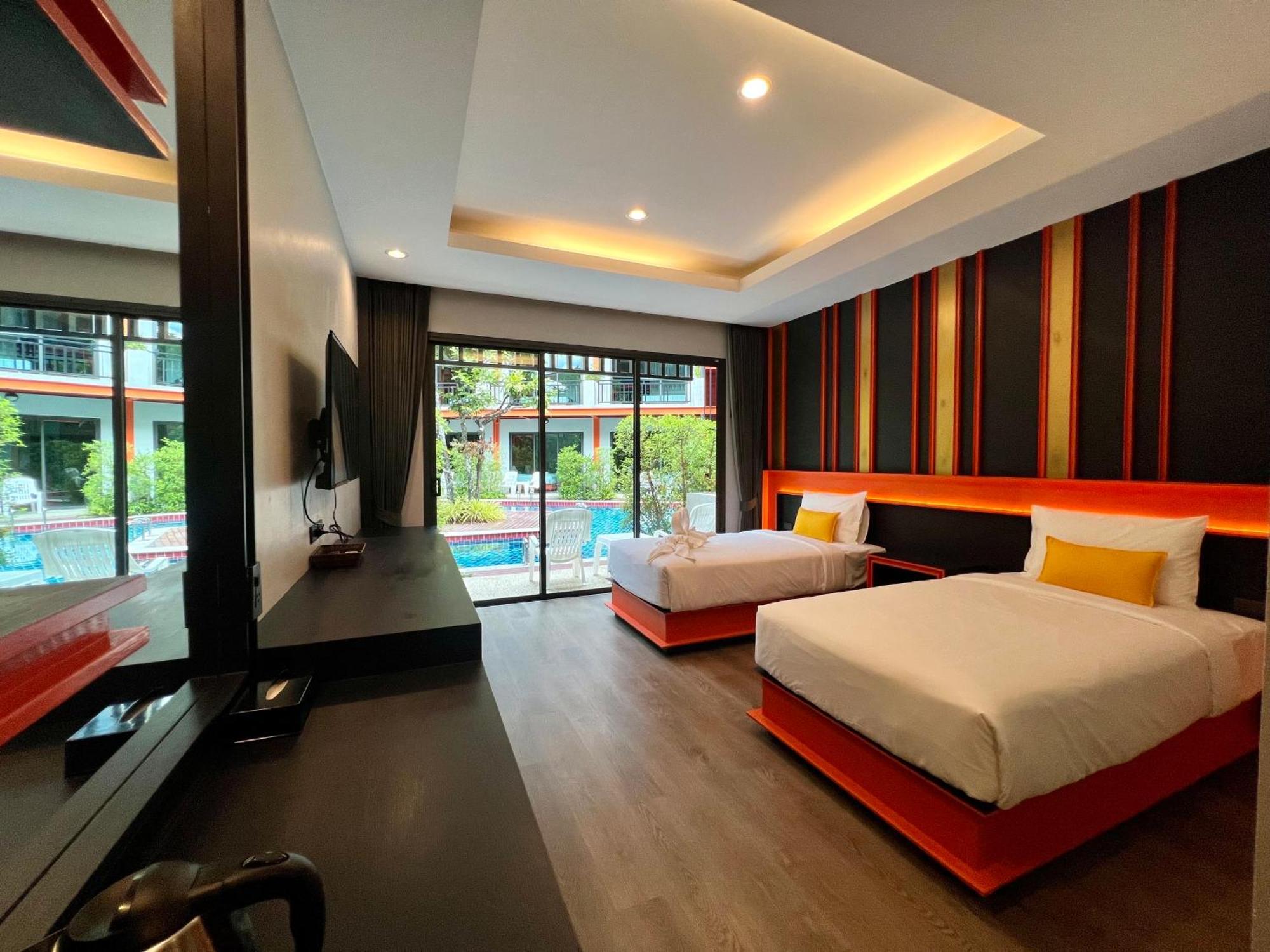 Wow Phuket Hotel Eksteriør billede